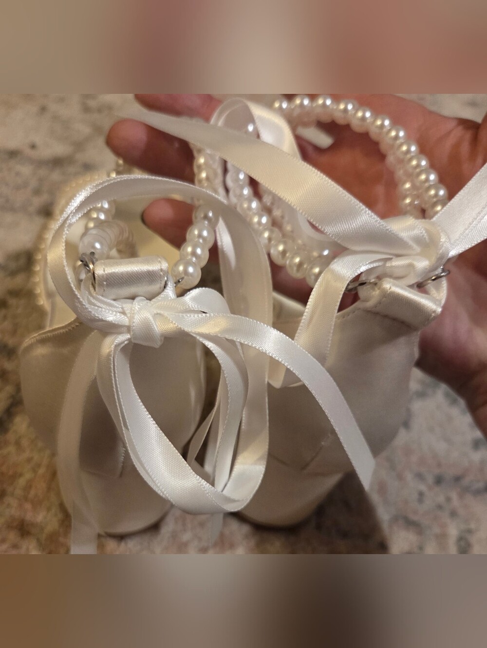 NWT Ivory Pearl Lace Bridal Heels Size 8 | Wedding Shoes | Block Heel - Picture 9 of 9